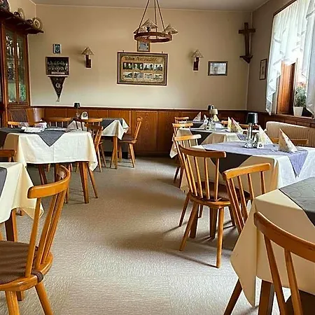 Bayerischer Hof Zajazd 3*